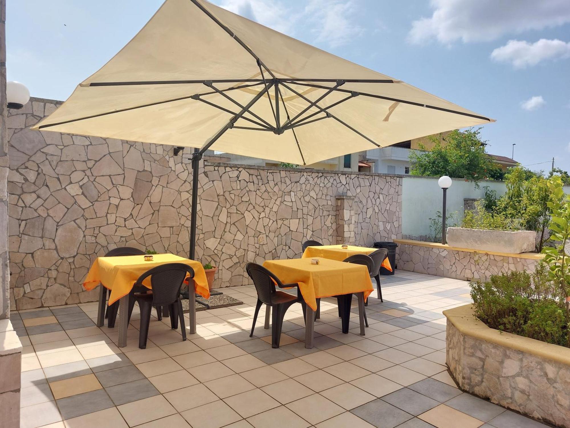 Oltremare Hotel Vignacastrisi Bagian luar foto