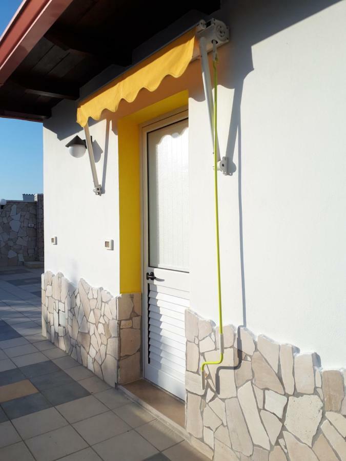 Oltremare Hotel Vignacastrisi Bagian luar foto