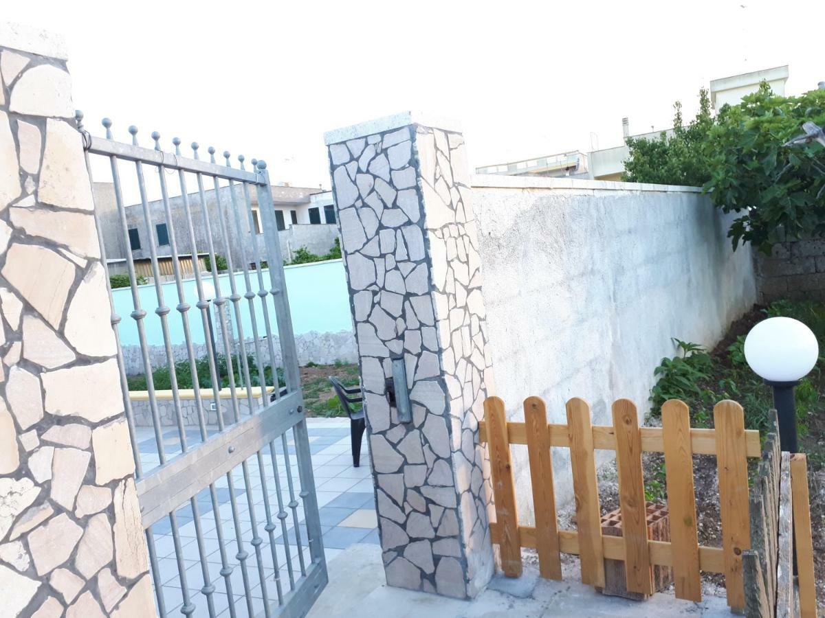 Oltremare Hotel Vignacastrisi Bagian luar foto