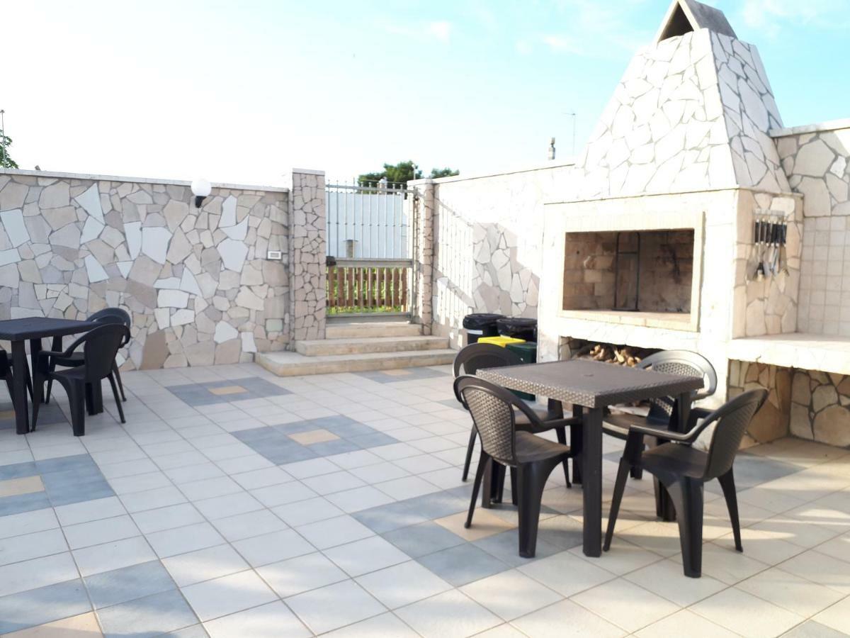 Oltremare Hotel Vignacastrisi Bagian luar foto