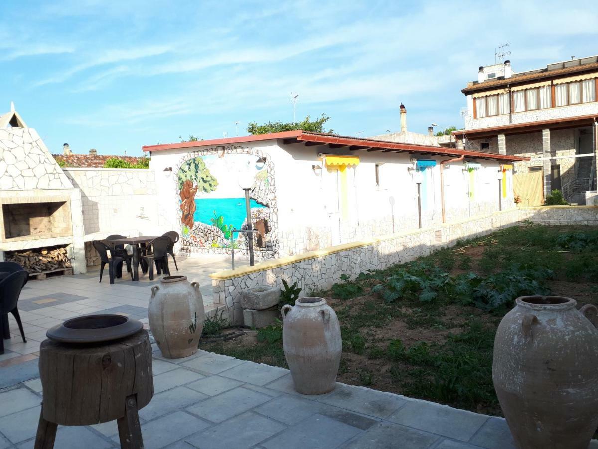 Oltremare Hotel Vignacastrisi Bagian luar foto