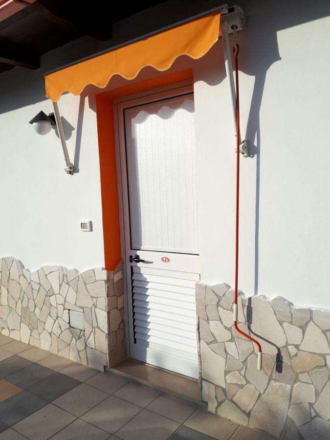 Oltremare Hotel Vignacastrisi Bagian luar foto