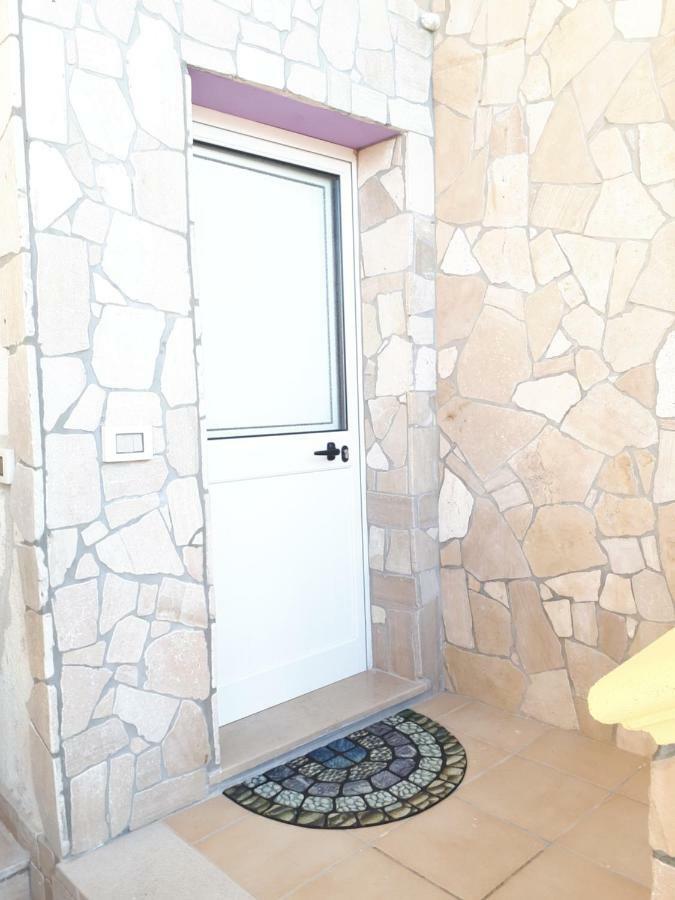 Oltremare Hotel Vignacastrisi Bagian luar foto